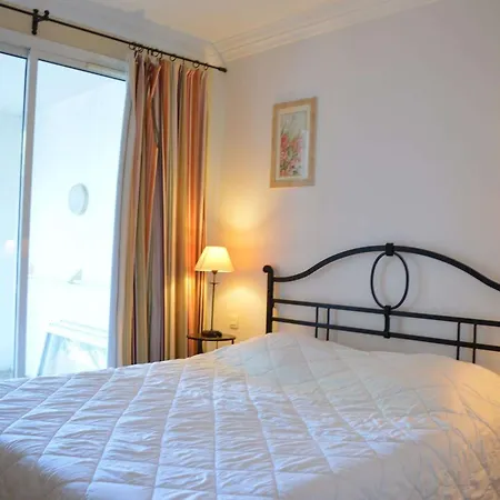 3 Pieces Avec Terrasse, Clim Et Parking A - Fr-1-226-390 Grimaud