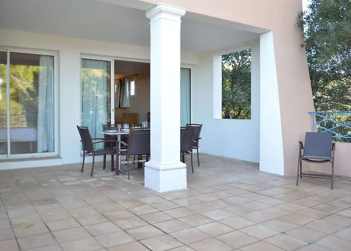 شقة 3 Pieces Avec Terrasse, Clim Et Parking A - Fr-1-226-390