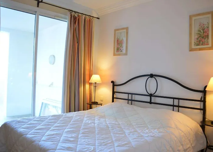 3 Pieces Avec Terrasse, Clim Et Parking A - Fr-1-226-390 Grimaud