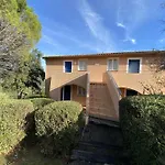 3 Pieces Avec Terrasse, Clim Et Parking A - Fr-1-226-390 * Grimaud
