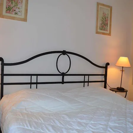 Апартаменты 3 Pieces Avec Terrasse, Clim Et Parking A - Fr-1-226-390 *