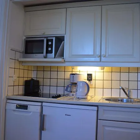 Апартаменты 3 Pieces Avec Terrasse, Clim Et Parking A - Fr-1-226-390